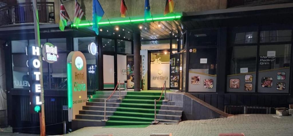 פרישטינה Hotel Gloria Ks מראה חיצוני תמונה