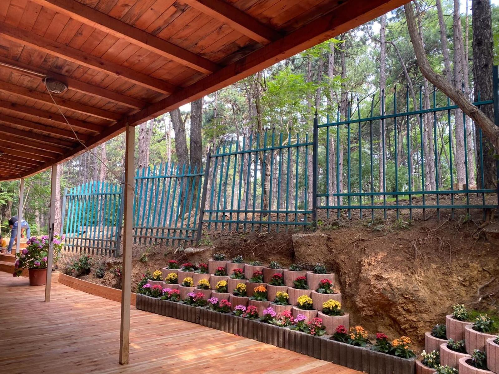 פרישטינה Hotel Gloria Ks מראה חיצוני תמונה